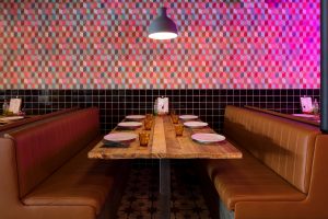 Moto Pizza Dinning Interior Design